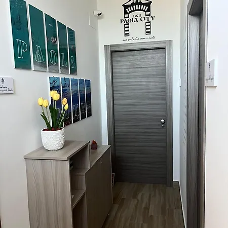 Nocleg ze śniadaniem B&B Paola City Paola